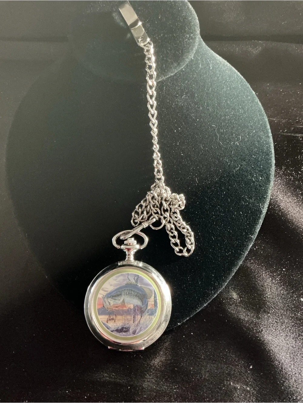 Vintage Avon Majestic Waters Pocket Watch